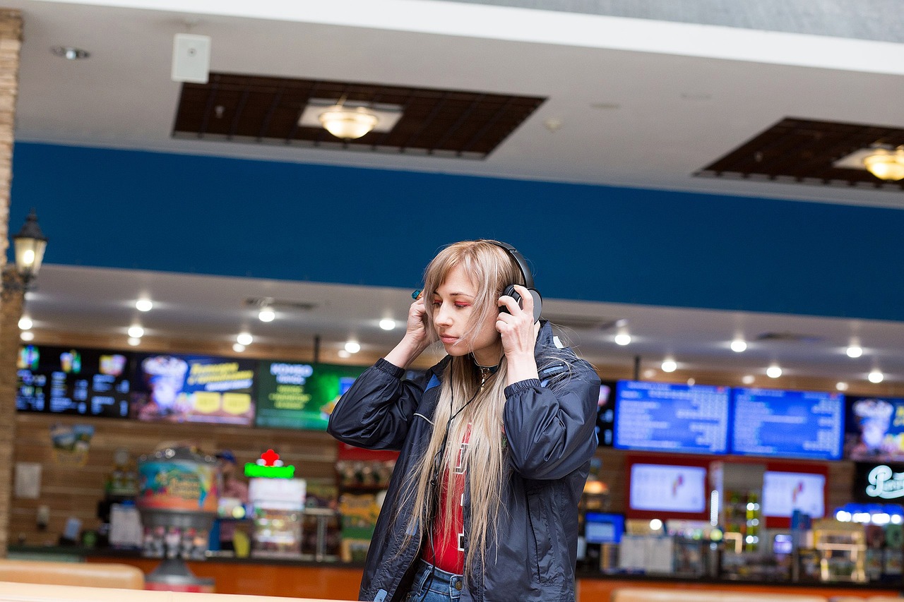 最新夜店嗨曲,现代夜生活的音乐脉搏探索