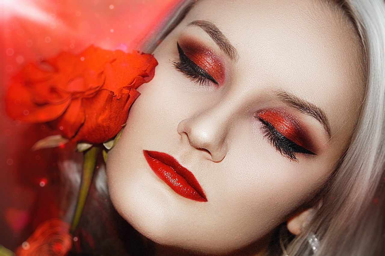 最新盘发步骤教程,轻松打造时尚造型的秘诀