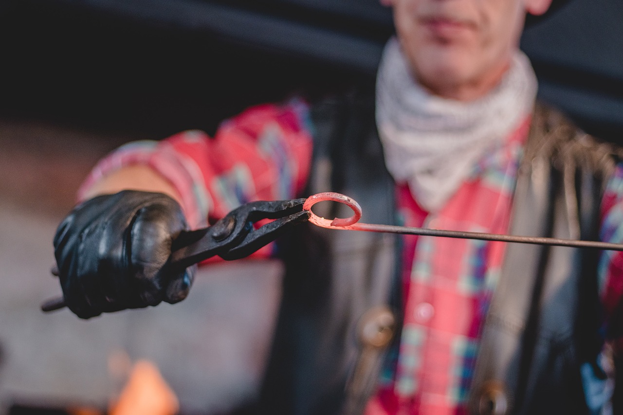 最新闹洞房视频,传统与现代的碰撞之夜