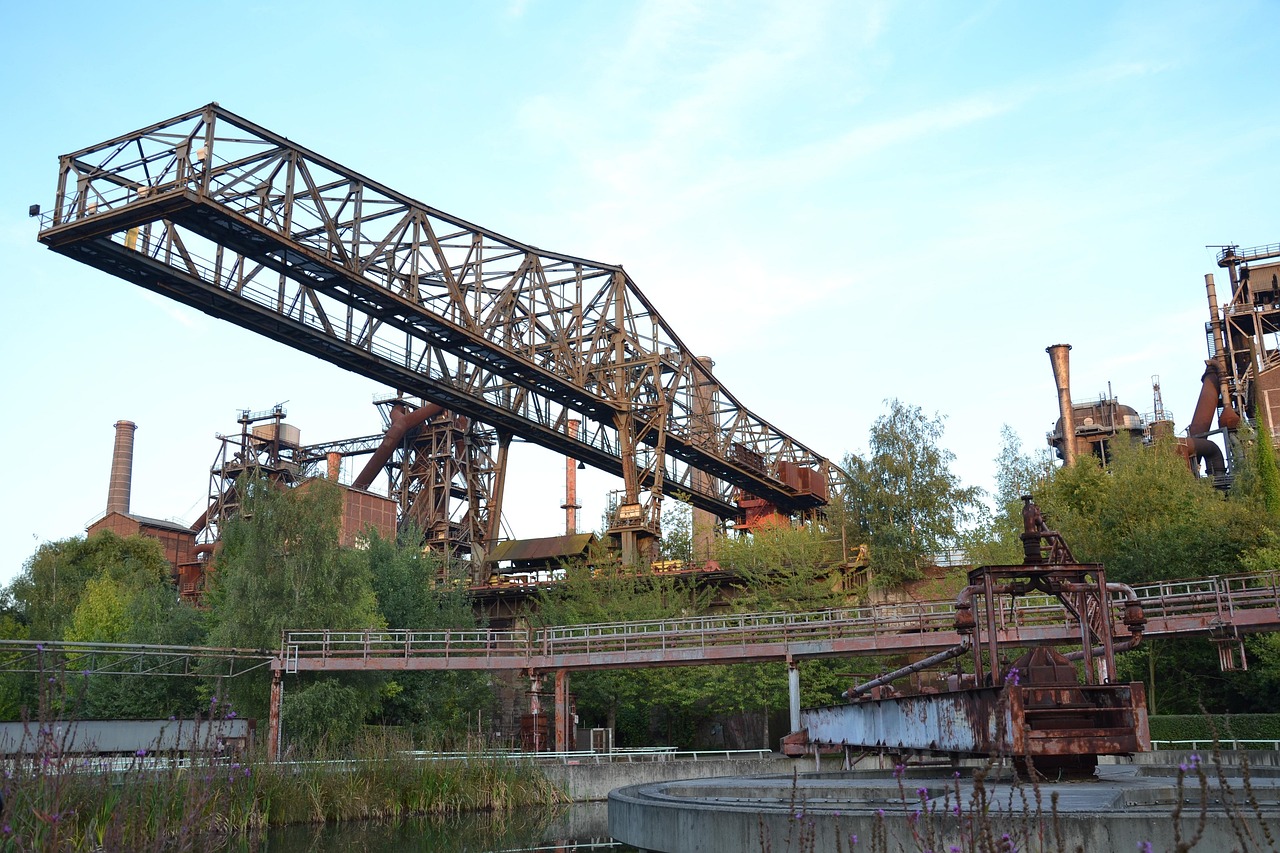 今日建筑钢材价格动态,市场走势分析与预测