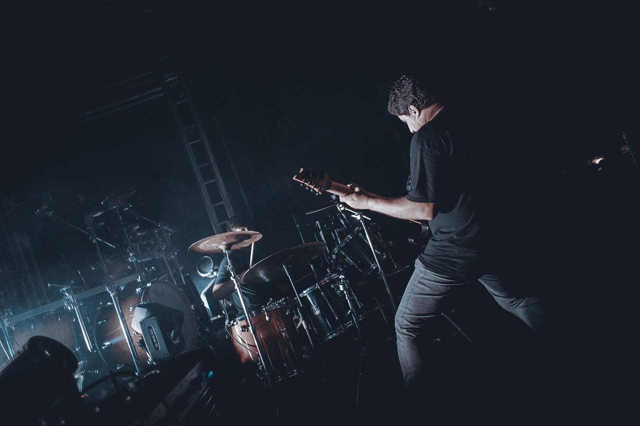 By2最新专辑,音乐新篇章,情感共鸣之旅