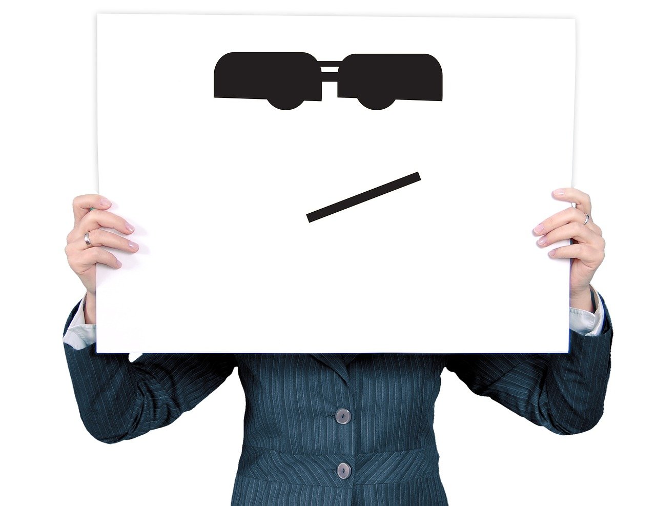 最新城管打人事件引发反思,城市管理的困境与挑战