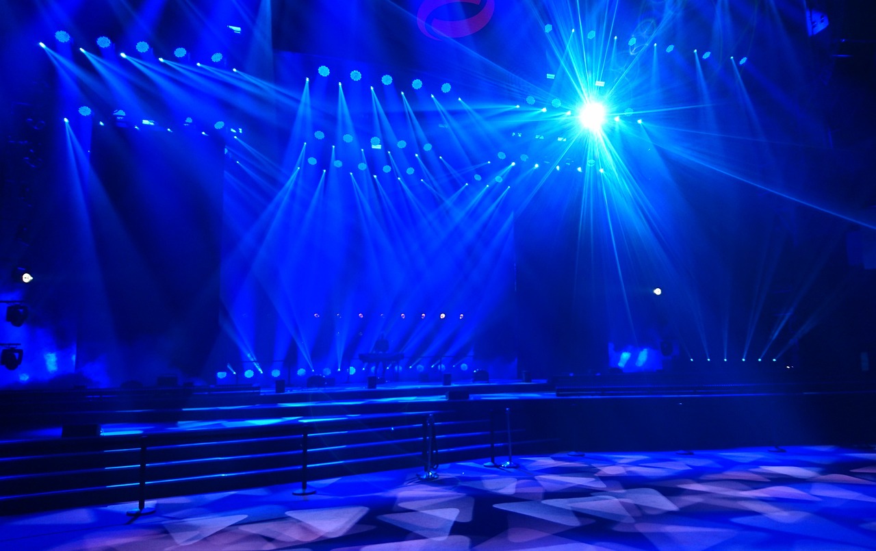 金在中,音乐与影视领域的耀眼明星最新动态