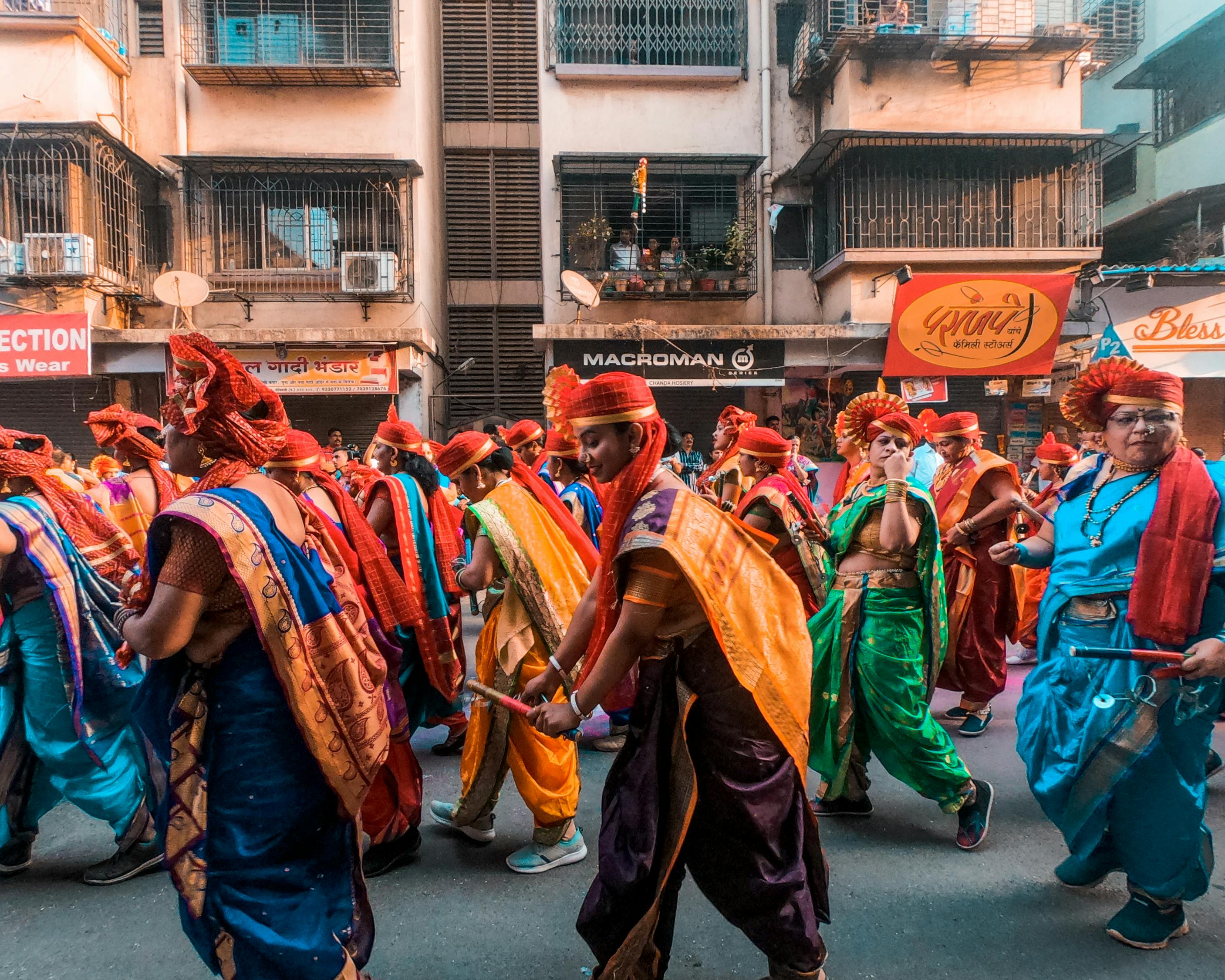 最新广场舞比赛一等奖,舞动风采,点亮社区文化生活之光