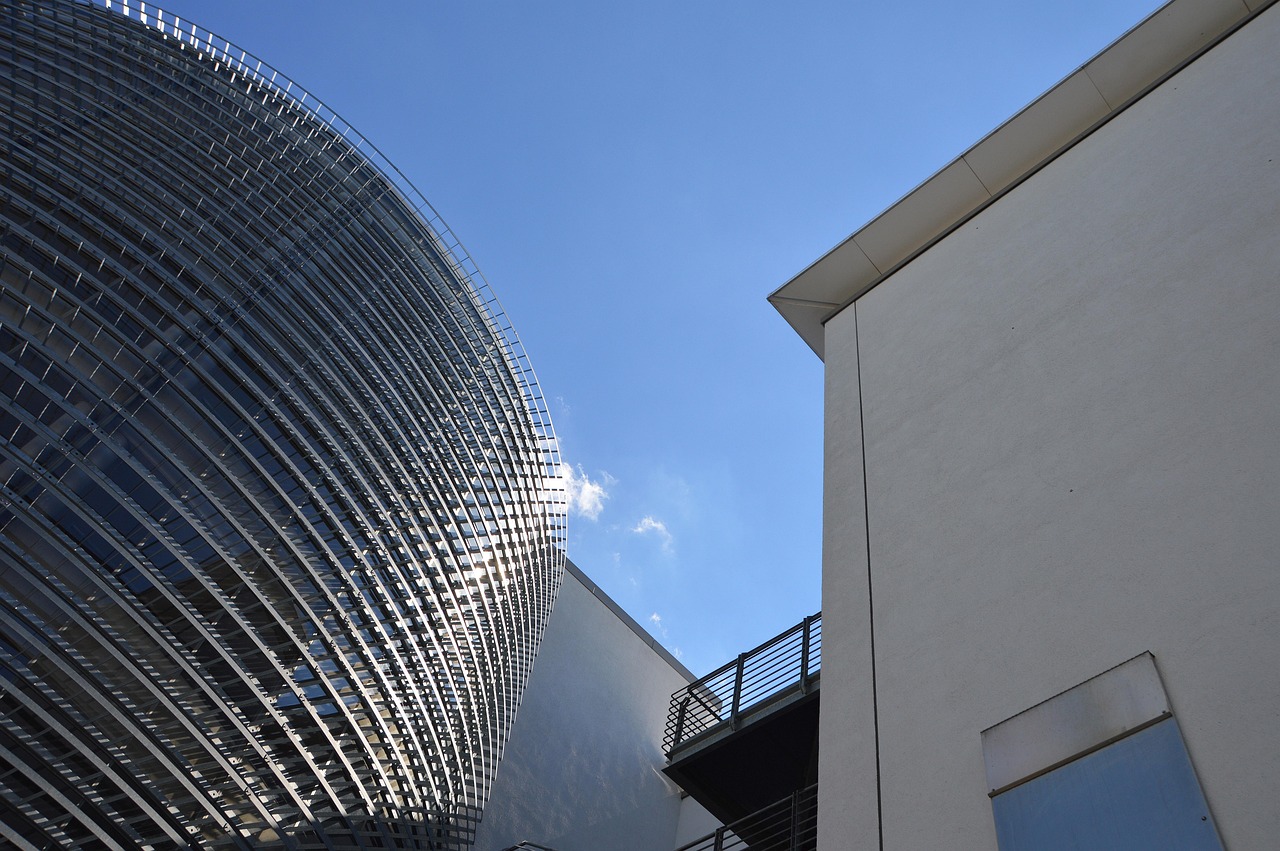 集美最新楼盘,现代都市生活的完美居所