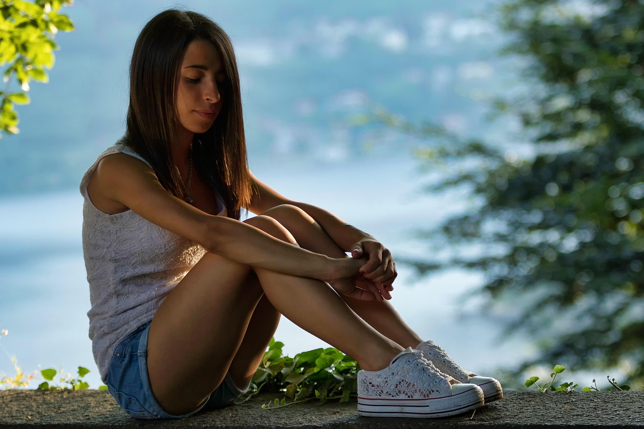 秦岚事业再攀新高峰,魅力四射的最新近况更新