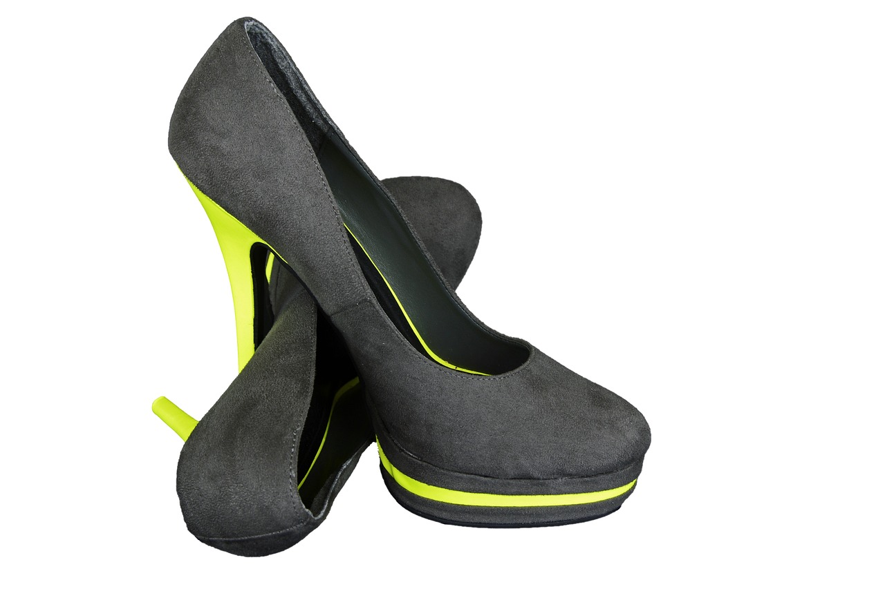 女士皮鞋最新时尚潮流款式图片,诠释时尚潮流的选择