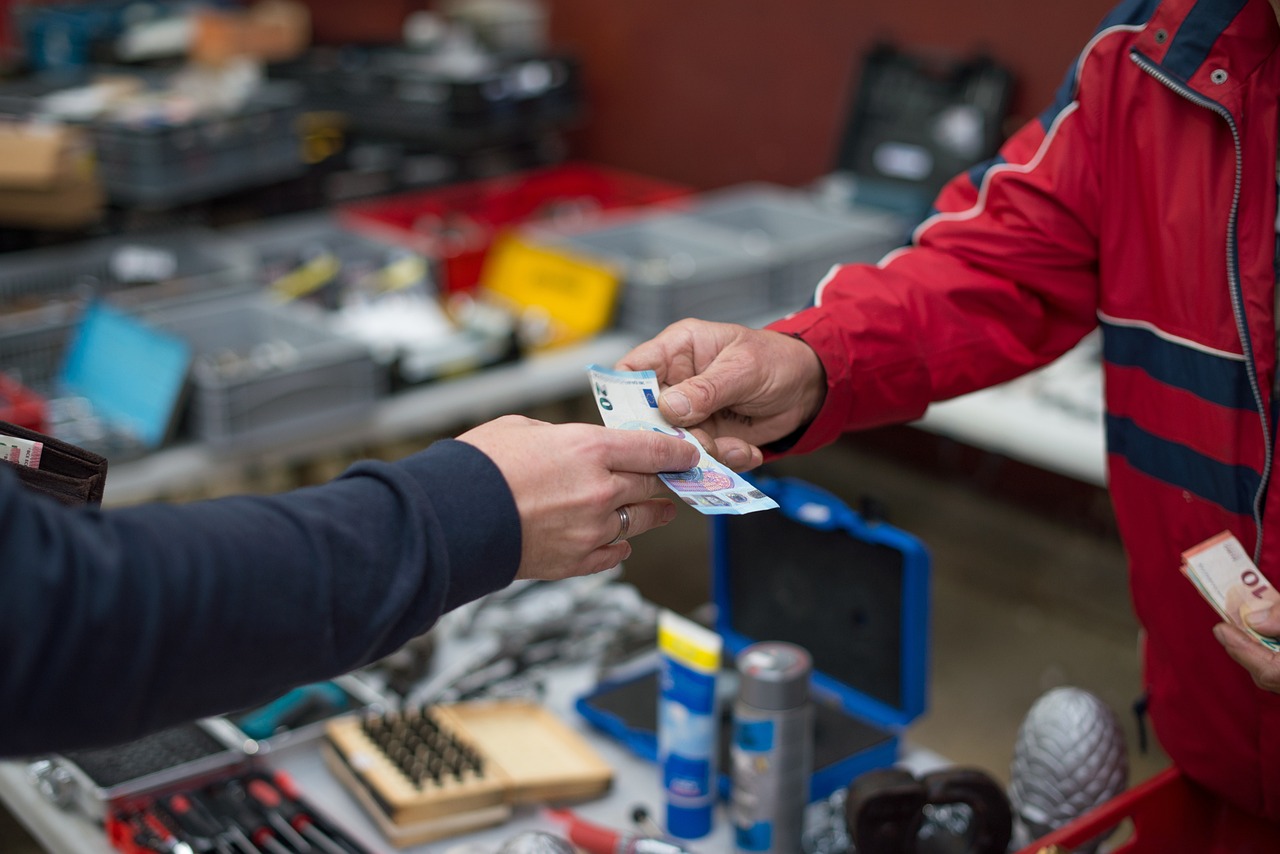 三月上市公司暂停上市现象分析,市场动态影响聚焦