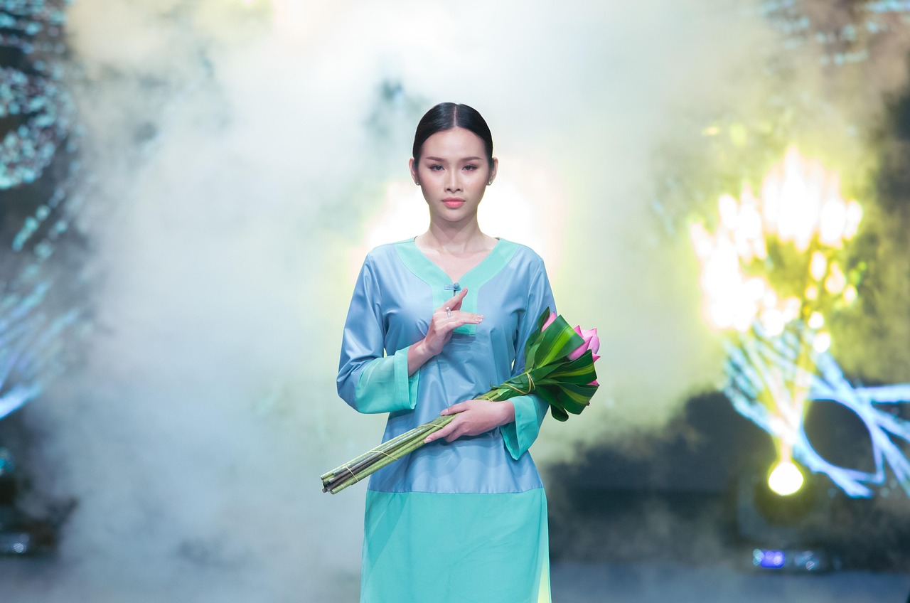 三月旗袍电视剧演员表全解析