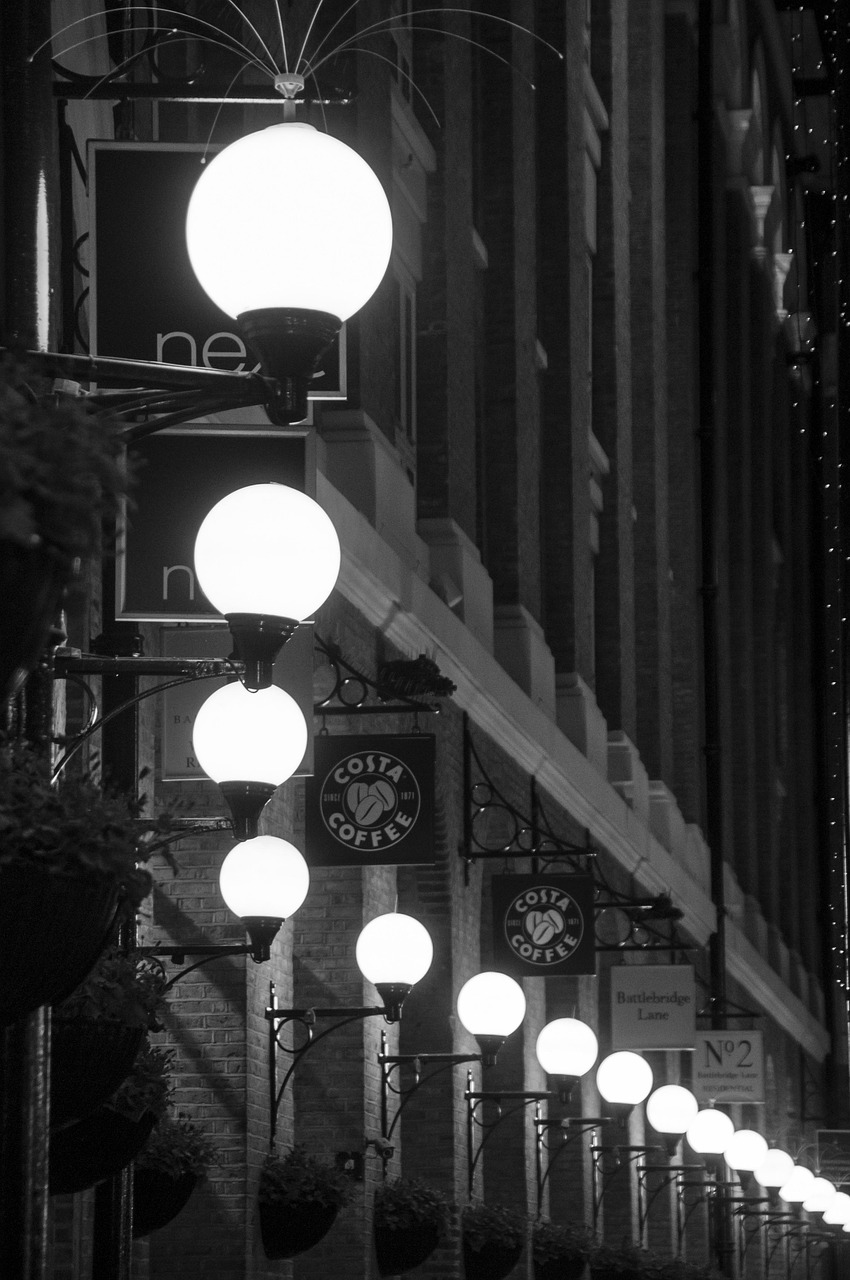 今日浏阳夜曲新篇章,城市夜晚的旋律之美