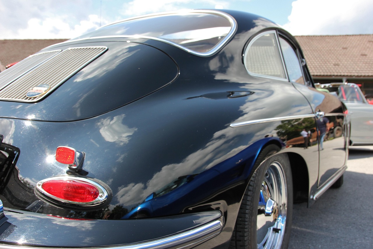 保时捷新车上市,速度与艺术的璀璨融合