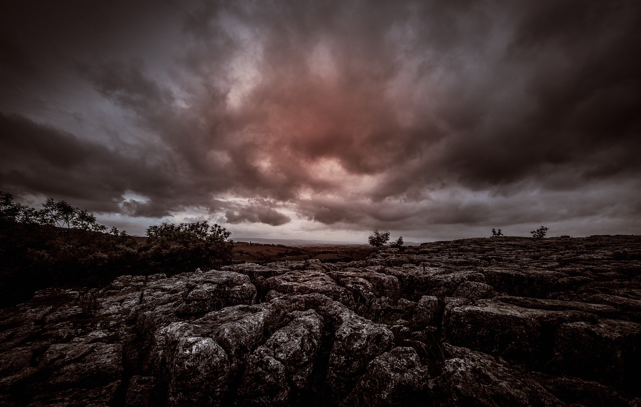 四月银幕魔法,令人着迷的电影瞬间回顾