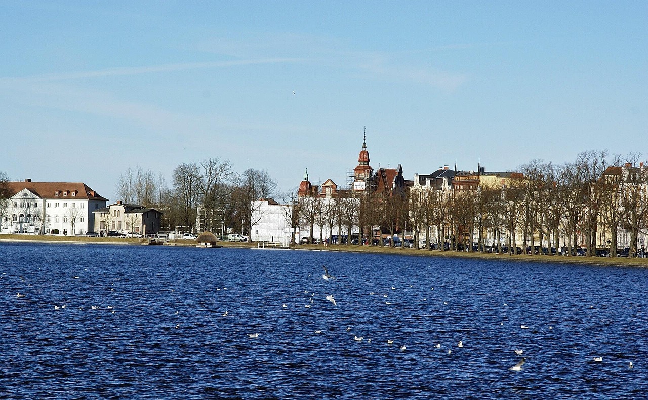 五月保定店铺租赁市场最新动态概览