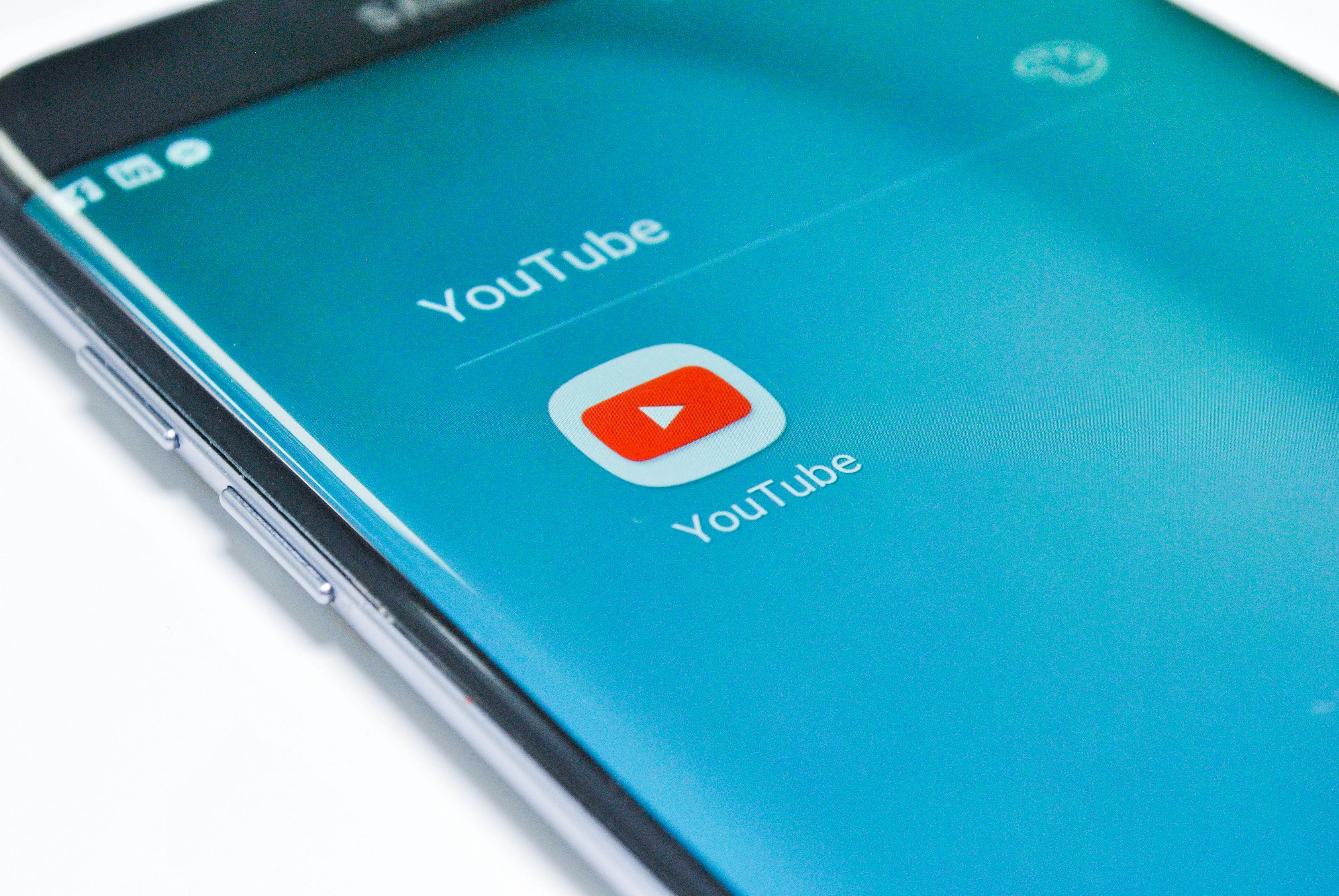 三星Galaxy S6 Edge五月上市,市场期待的新篇章