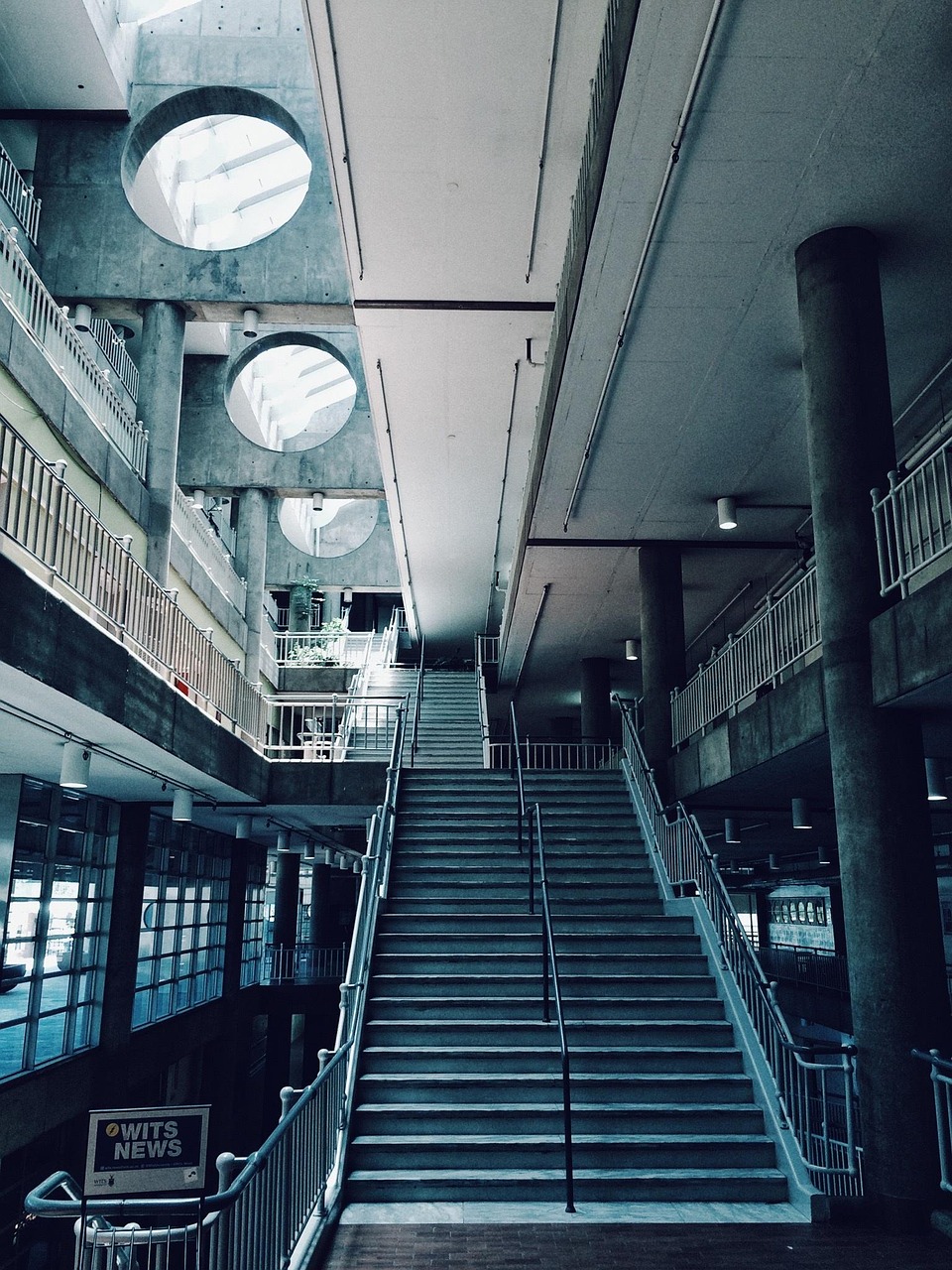 五月钢企上市,新的里程碑及未来展望